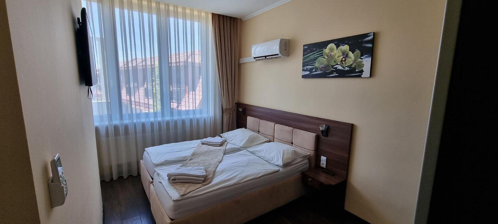 Elite Pension Štúrovo Exteriör bild