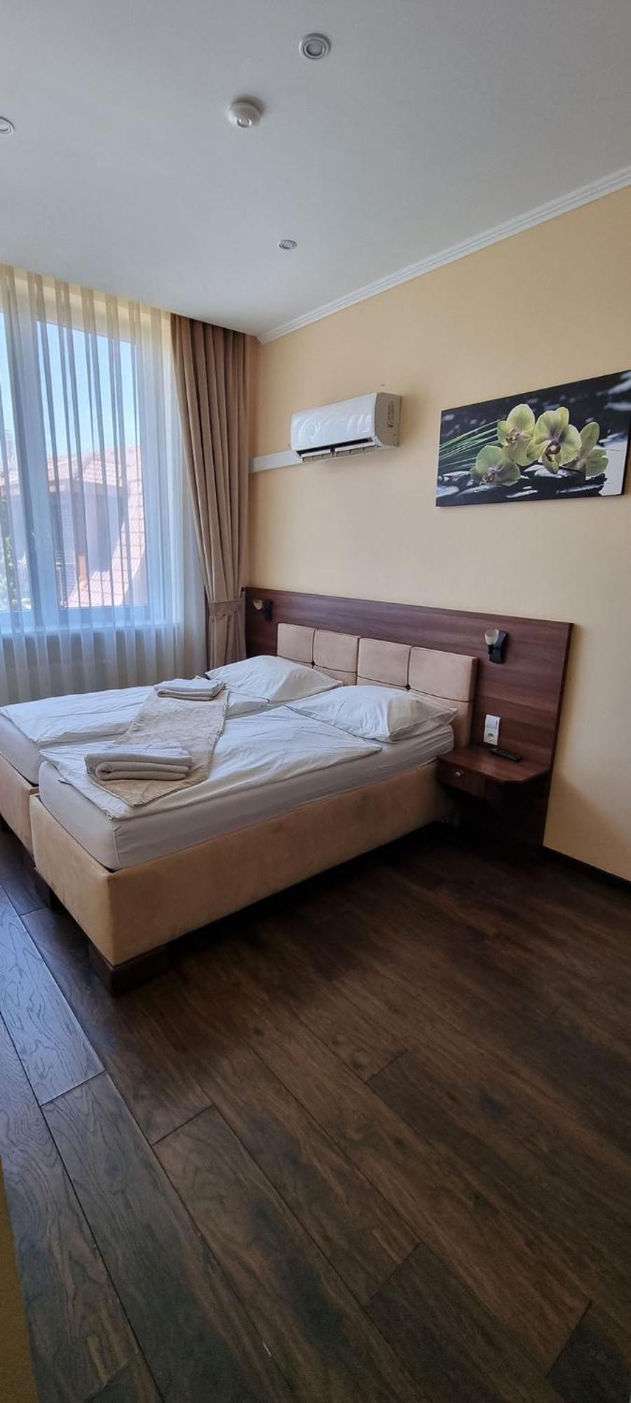 Elite Pension Štúrovo Exteriör bild